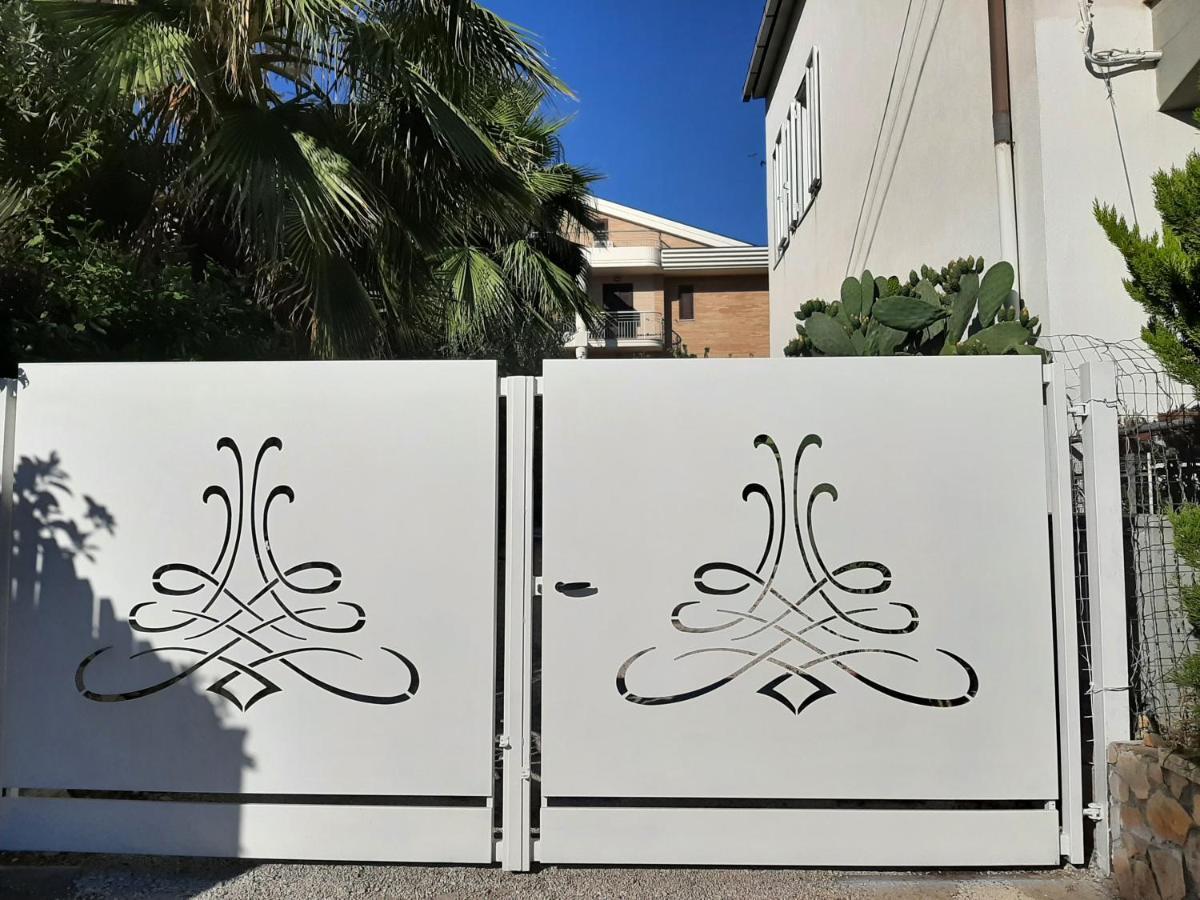 Viola Di Mare Rooms And Parking Termoli Luaran gambar